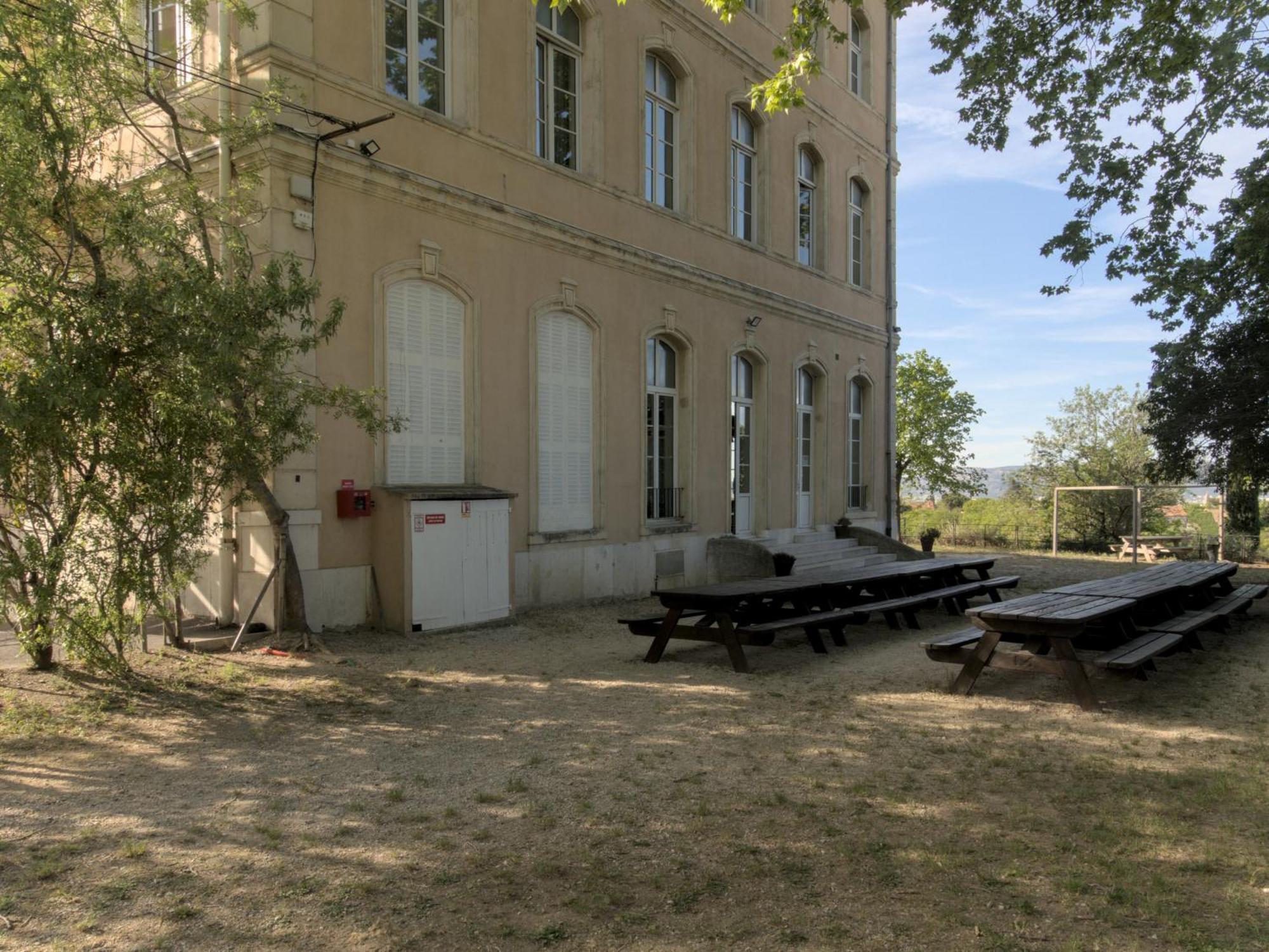 Auberge De Jeunesse Hi Marseille Bois-Luzy Buitenkant foto